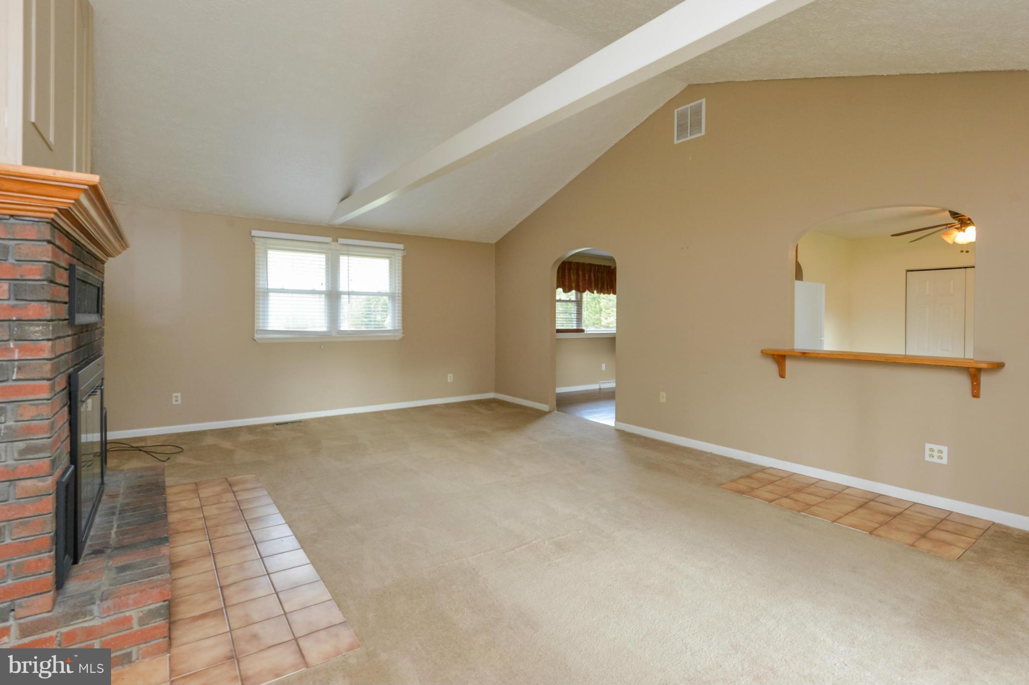 183 Waldo Road Pasadena, MD 21122 - Photo 8 of 20 Family Room