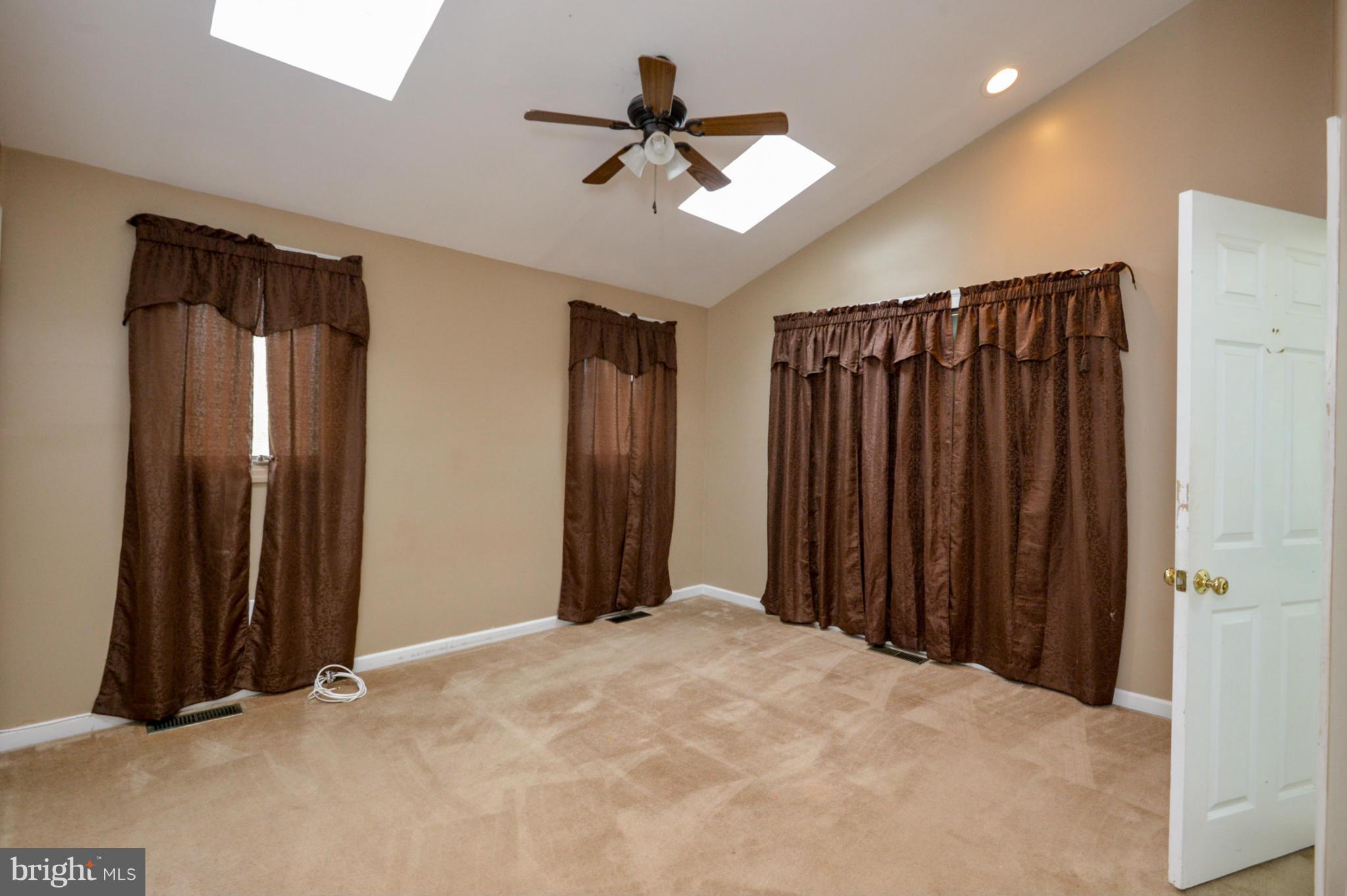 183 Waldo Road Pasadena, MD 21122 - Photo 10 of 20 Bedroom (Master)