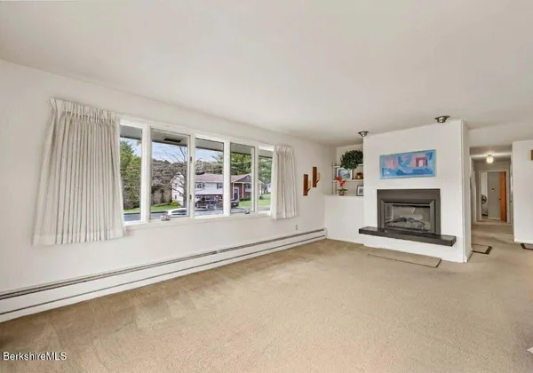 $469,900 | 59 Joan Drive, Pittsfield, MA 01201