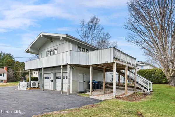 $469,900 | 59 Joan Drive, Pittsfield, MA 01201