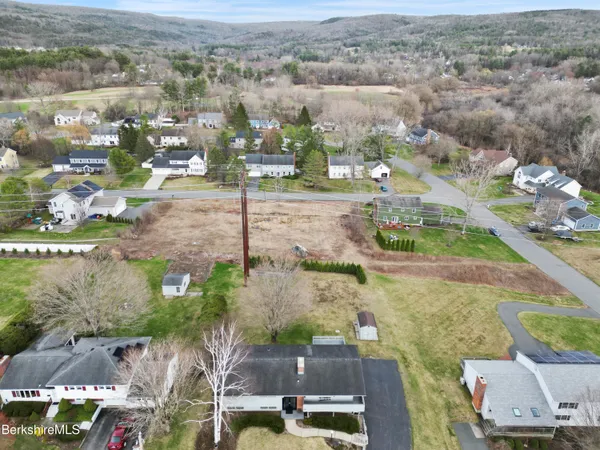 $469,900 | 59 Joan Drive, Pittsfield, MA 01201