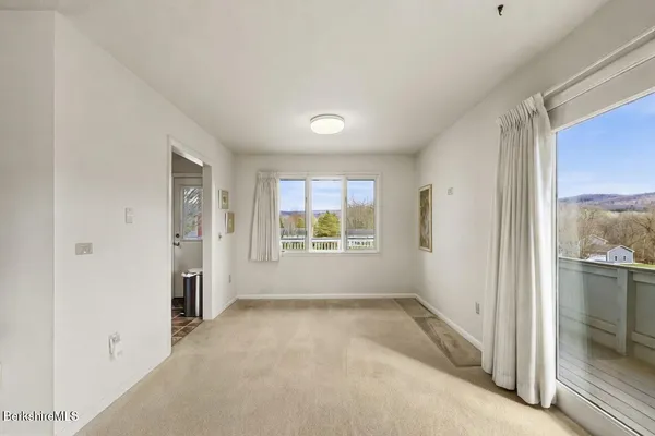 $469,900 | 59 Joan Drive, Pittsfield, MA 01201