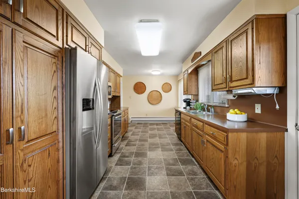 $469,900 | 59 Joan Drive, Pittsfield, MA 01201