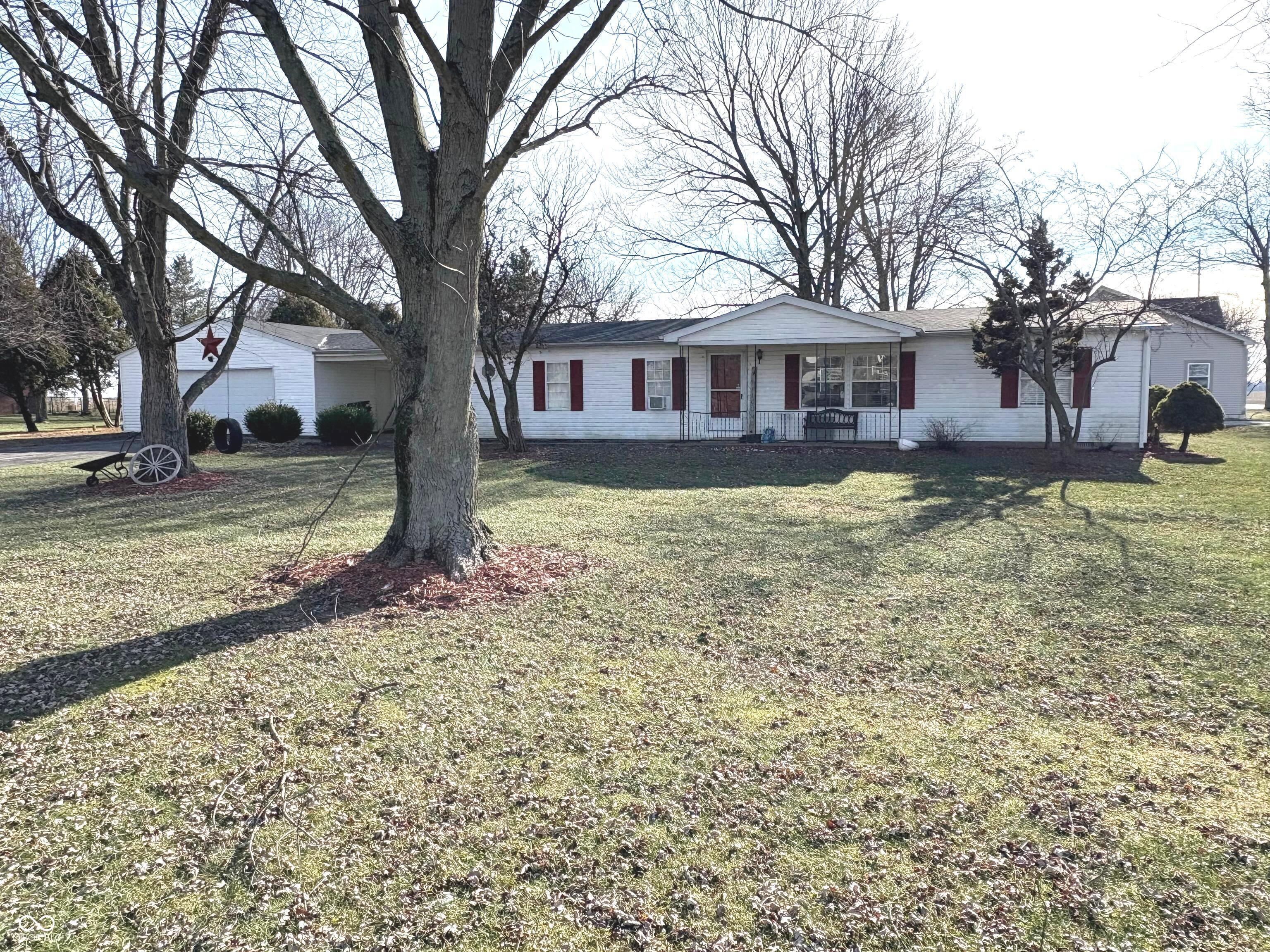 985 Weber Road Greenfield, IN 46140 - Photo 6 of 31 Gallery Image 6