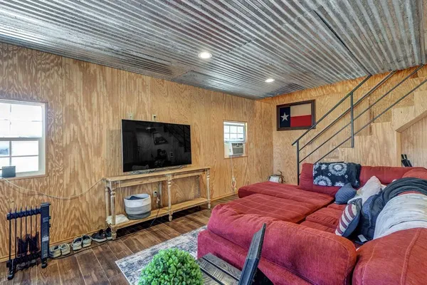 $1,275 | 13382 Highway 110, Tyler, TX 75707