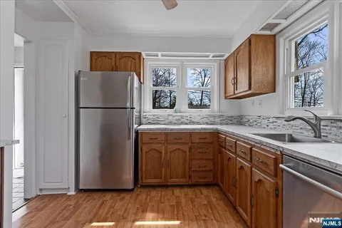$359,900 | 106 Dupont Avenue, Hopatcong, NJ 07843