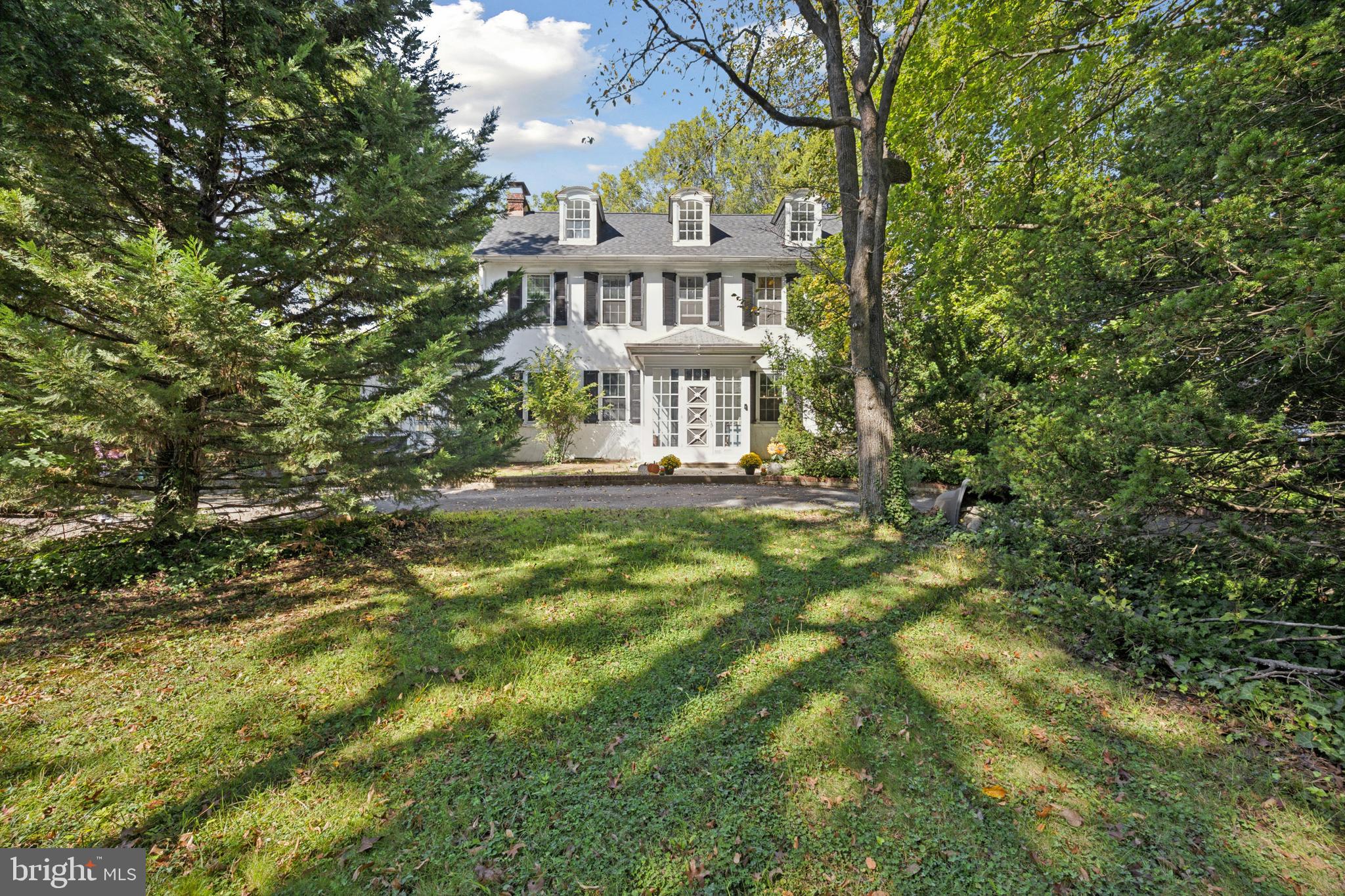 212 West 24th Street Chester, PA 19013 - Photo 2 of 30 a view of a house with a small yard