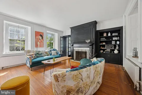 $359,900 | 212 West 24th Street, Chester, PA 19013