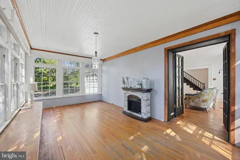 $359,900 | 212 West 24th Street, Chester, PA 19013