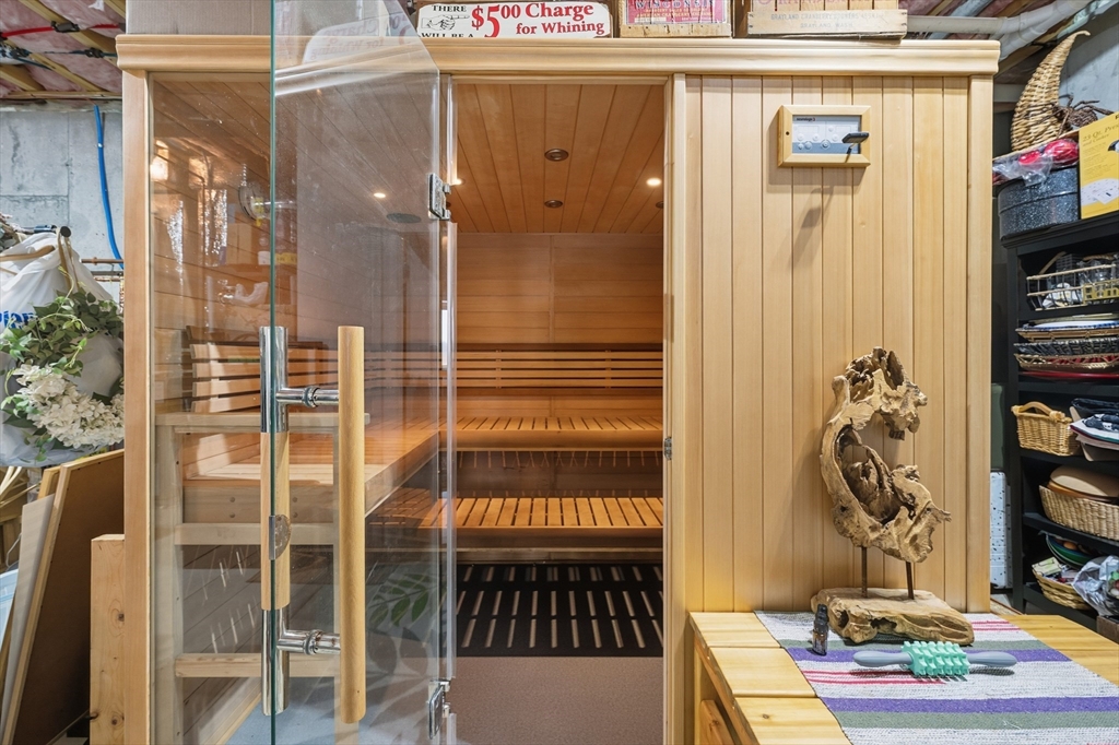 187 Rhode Island Road Lakeville, MA 02347 - Photo 38 of 42