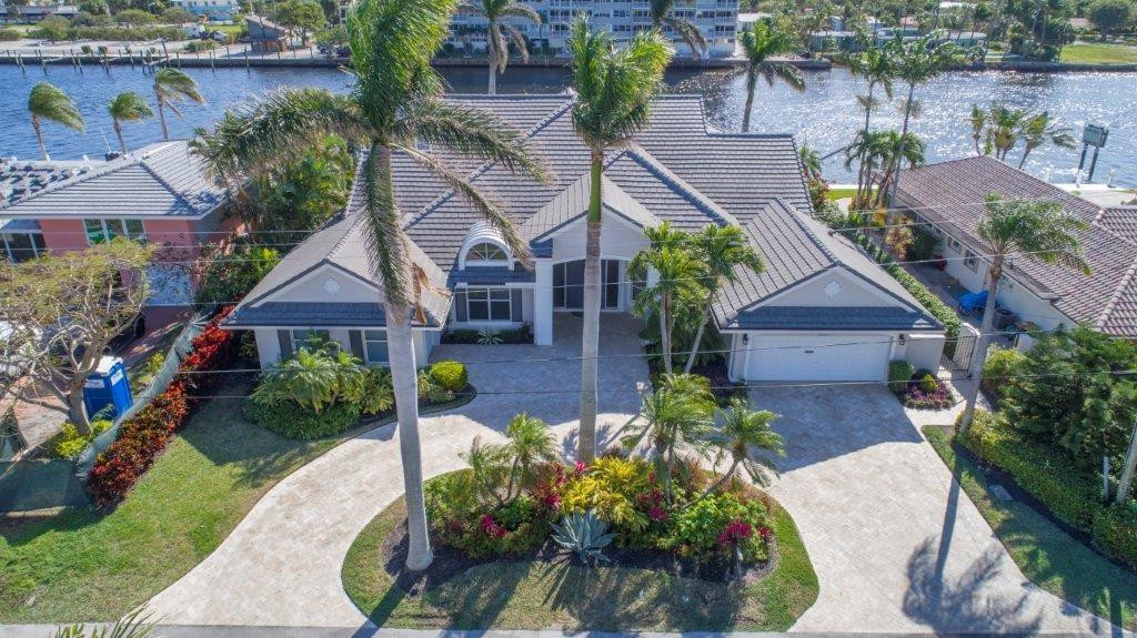 2616 Northeast 24th Street Lighthouse Point, FL 33064 - Photo 2 of 21 Photo 2