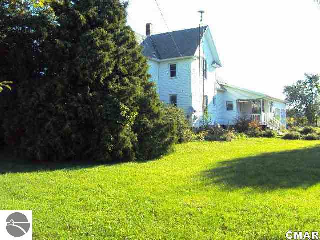 4612 North Ransom Road Breckenridge, MI 48615 - Photo 7 of 19 1771120-6.JPG