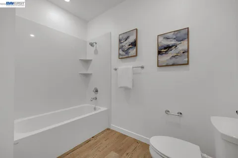 $1,598,888 | 5700 Central Parkway, Unit 202, Dublin, CA 94568