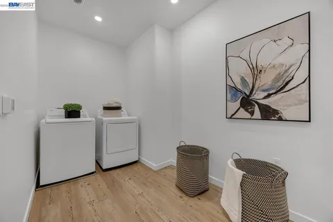 $1,598,888 | 5700 Central Parkway, Unit 202, Dublin, CA 94568