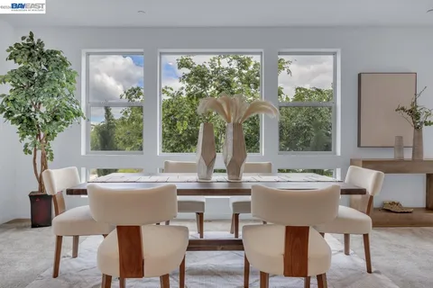 $1,598,888 | 5700 Central Parkway, Unit 202, Dublin, CA 94568