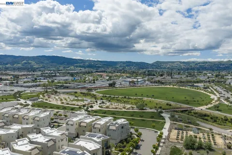 $1,598,888 | 5700 Central Parkway, Unit 202, Dublin, CA 94568
