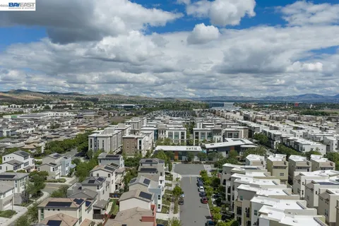 $1,598,888 | 5700 Central Parkway, Unit 202, Dublin, CA 94568