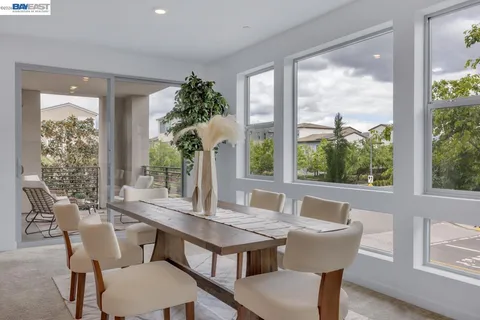 $1,598,888 | 5700 Central Parkway, Unit 202, Dublin, CA 94568