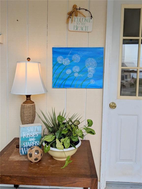 33 Dyke Road, Unit 6 Kennebunkport, ME 04046 - Photo 4 of 21 Porch Entrance