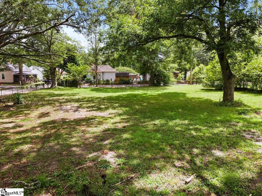 235 Oak Street Lydia Clinton, SC 29325 - Photo 1 of 4