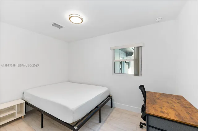 $1,600,000 | 5731 Southwest 62nd Terrace, Miami, FL 33143