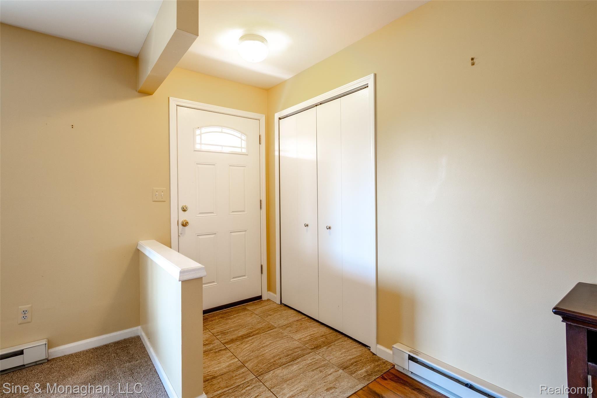 1745 South Allen Road St. Clair, MI 48079 - Photo 8 of 42 1745 S Allen L003.jpg