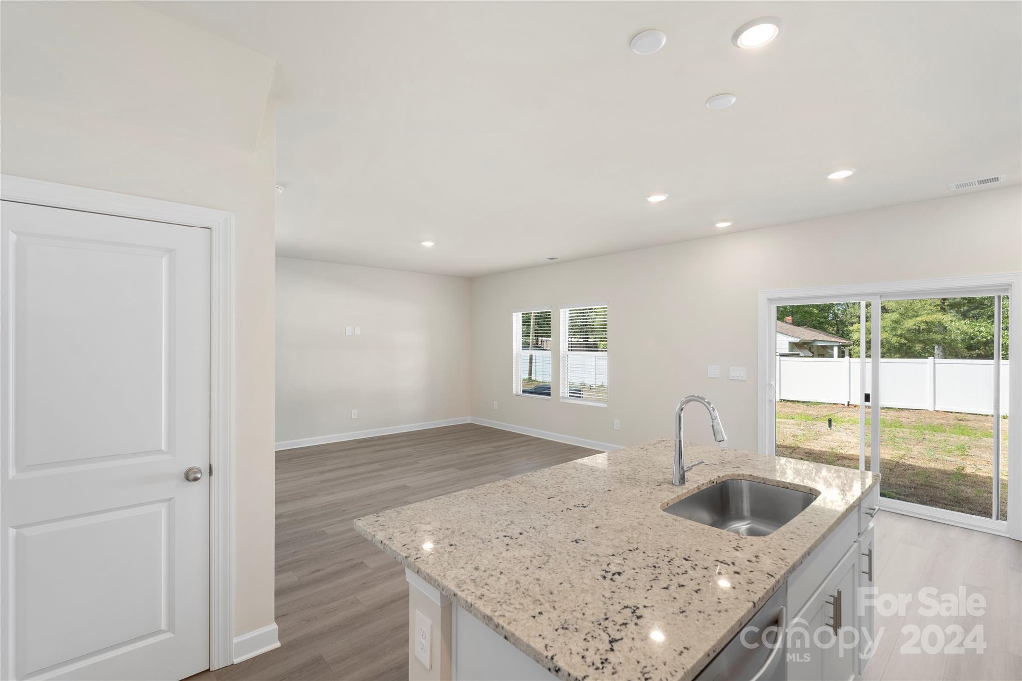 3008 Summit Oaks Road Charlotte, NC 28269 - Photo 19 of 44