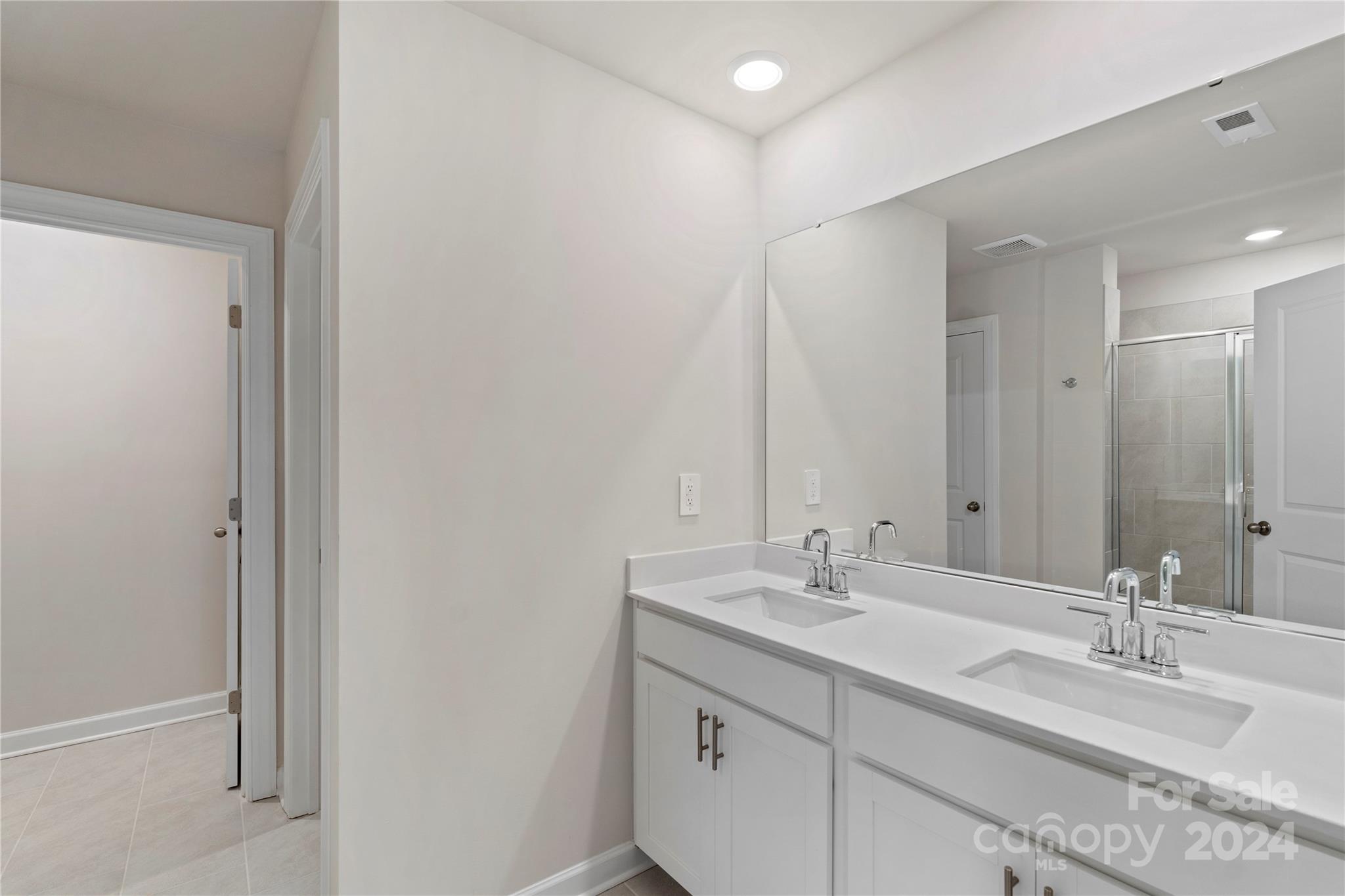 3008 Summit Oaks Road Charlotte, NC 28269 - Photo 30 of 44