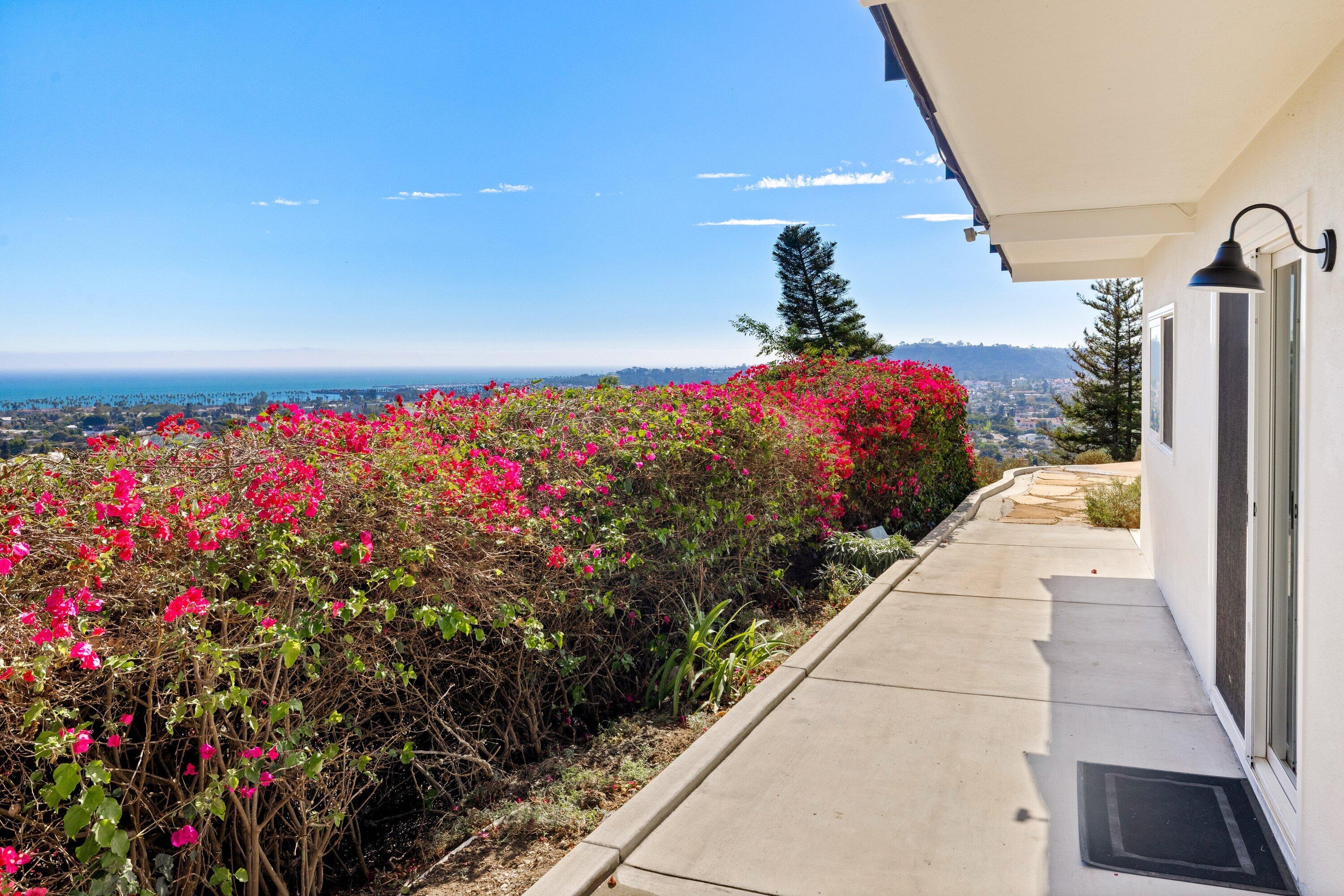 128 Las Alturas Road Santa Barbara, CA 93103 - Photo 19 of 34