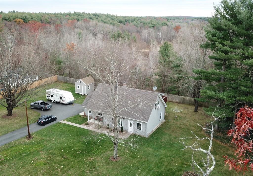 92 Glendale Road Northampton, MA 01062 - Photo 3 of 36 Gallery Image 3