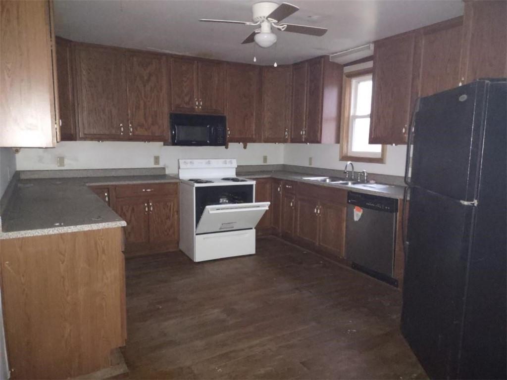 160 Woodwind Road Slippery Rock, PA 16057 - Photo 3 of 13 Gallery Image 3