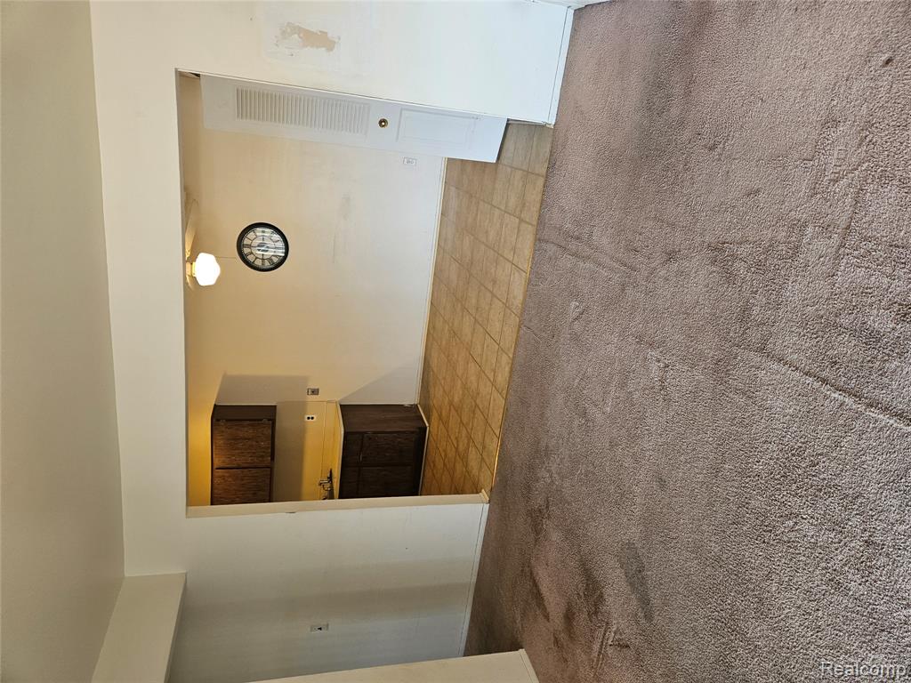 17140 Clinton River Road, Unit 17B Clinton Township, MI 48038 - Photo 6 of 9 Gallery Image 6