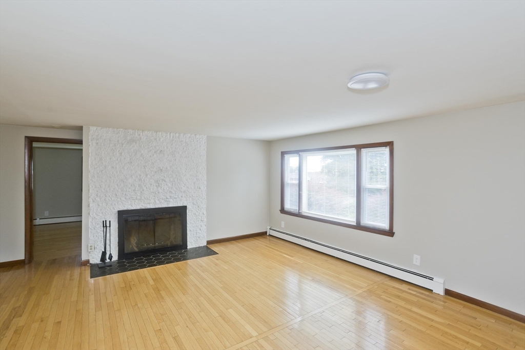 290 Wilbraham Road Hampden, MA 01036 - Photo 7 of 22