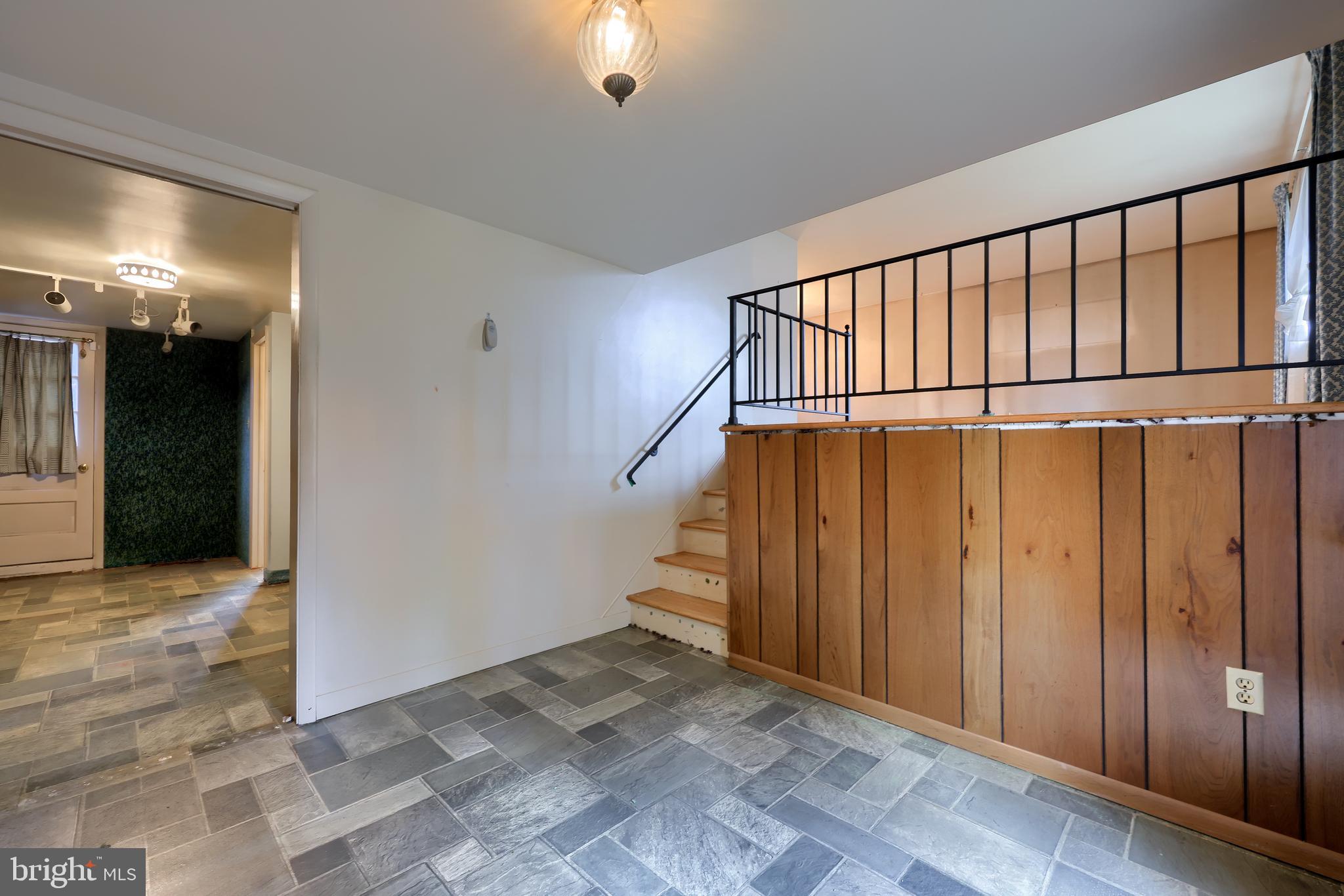 155 Ashley Road Reading, PA 19608 - Photo 12 of 34 Gallery Image 12
