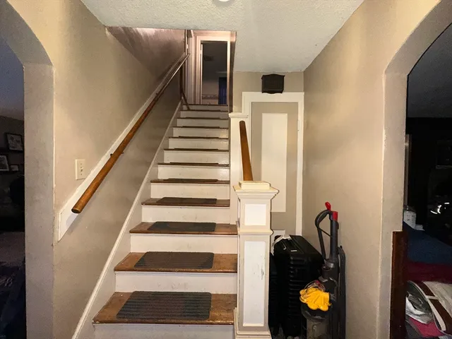 $275,000 | 142 Morton Street, West Springfield, MA 01089