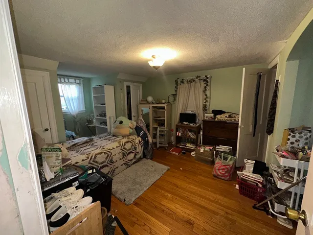 $275,000 | 142 Morton Street, West Springfield, MA 01089