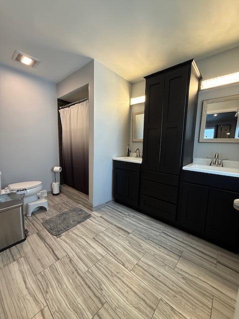 108 Baron Road Mukwonago, WI 53149 - Photo 19 of 43 Master Bathroom