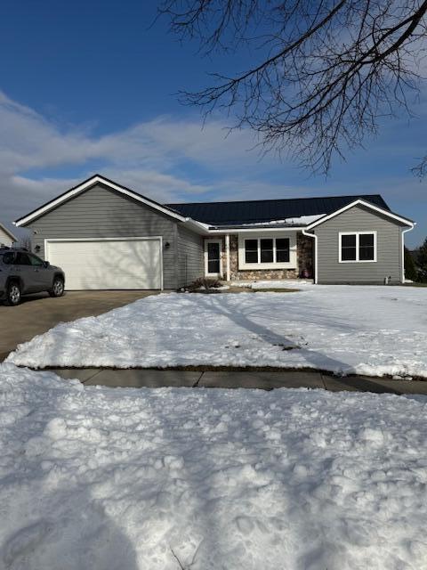 108 Baron Road Mukwonago, WI 53149 - Photo 2 of 43 Front of Home