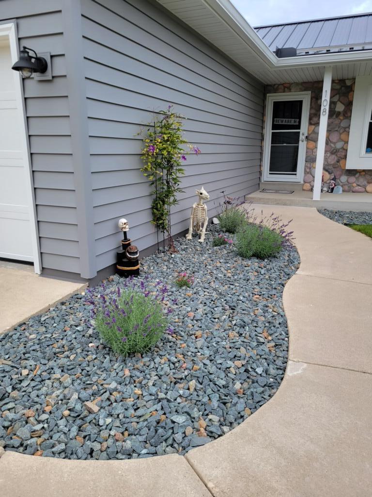 108 Baron Road Mukwonago, WI 53149 - Photo 3 of 43 Front of Home