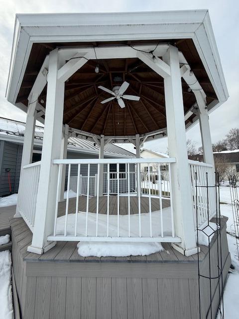 108 Baron Road Mukwonago, WI 53149 - Photo 37 of 43 Deck