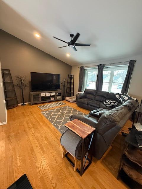 108 Baron Road Mukwonago, WI 53149 - Photo 4 of 43 Living Room