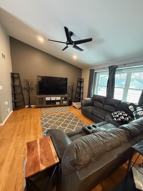 108 Baron Road Mukwonago, WI 53149 - Photo 5 of 43 Living Room