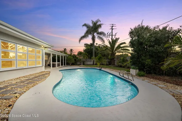 $589,999 | 166 Southeast 1st Street, Satellite Beach, FL 32937