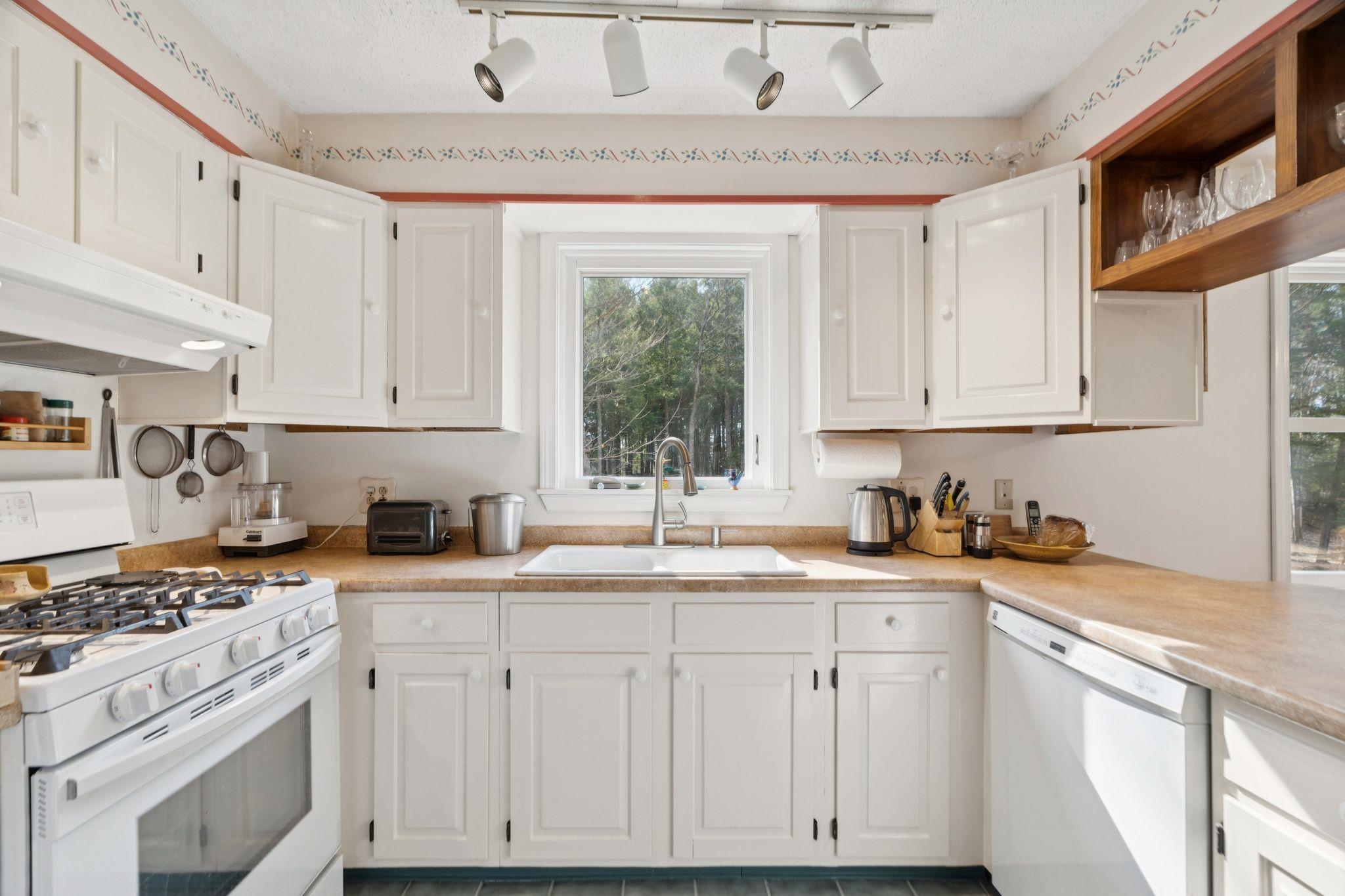 455 Hawk Pine Road Norwich, VT 05055 - Photo 19 of 51