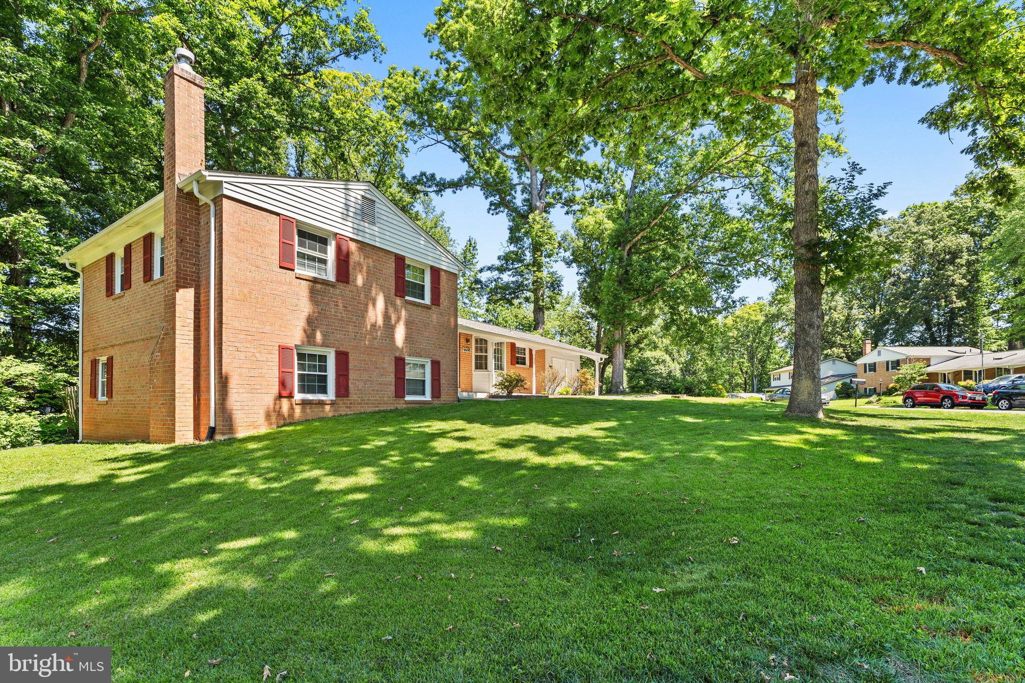 6608 Grey Fox Drive Springfield, VA 22152 - Photo 2 of 31