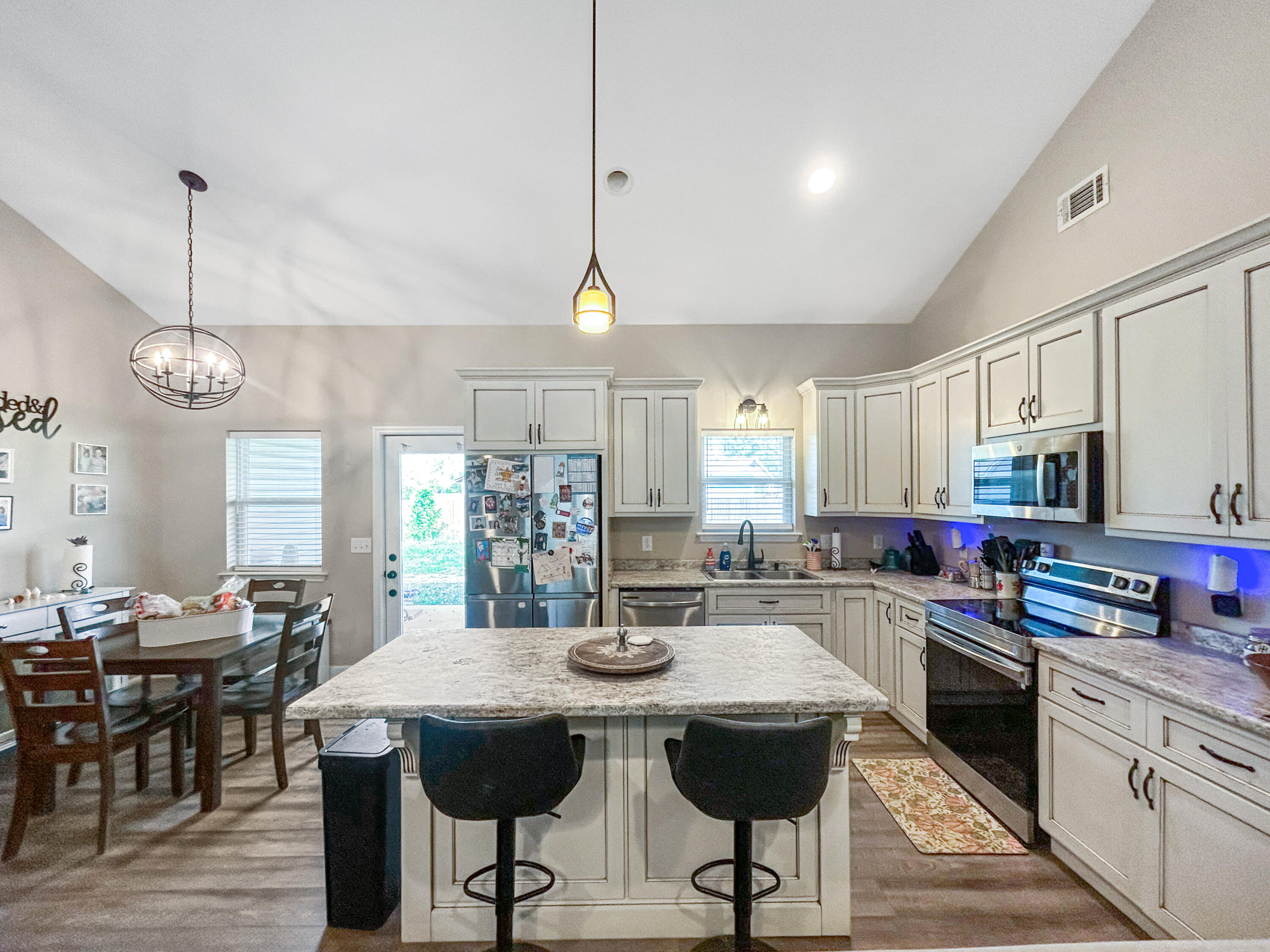 421 Beamer Road Southwest Calhoun, GA 30701 - Photo 6 of 23 IMG_1944