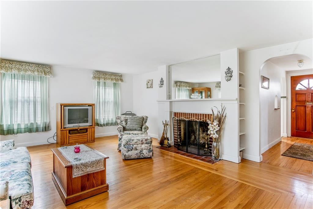 603 Mendon Road Cumberland, RI 02864 - Photo 8 of 14 Gallery Image 8