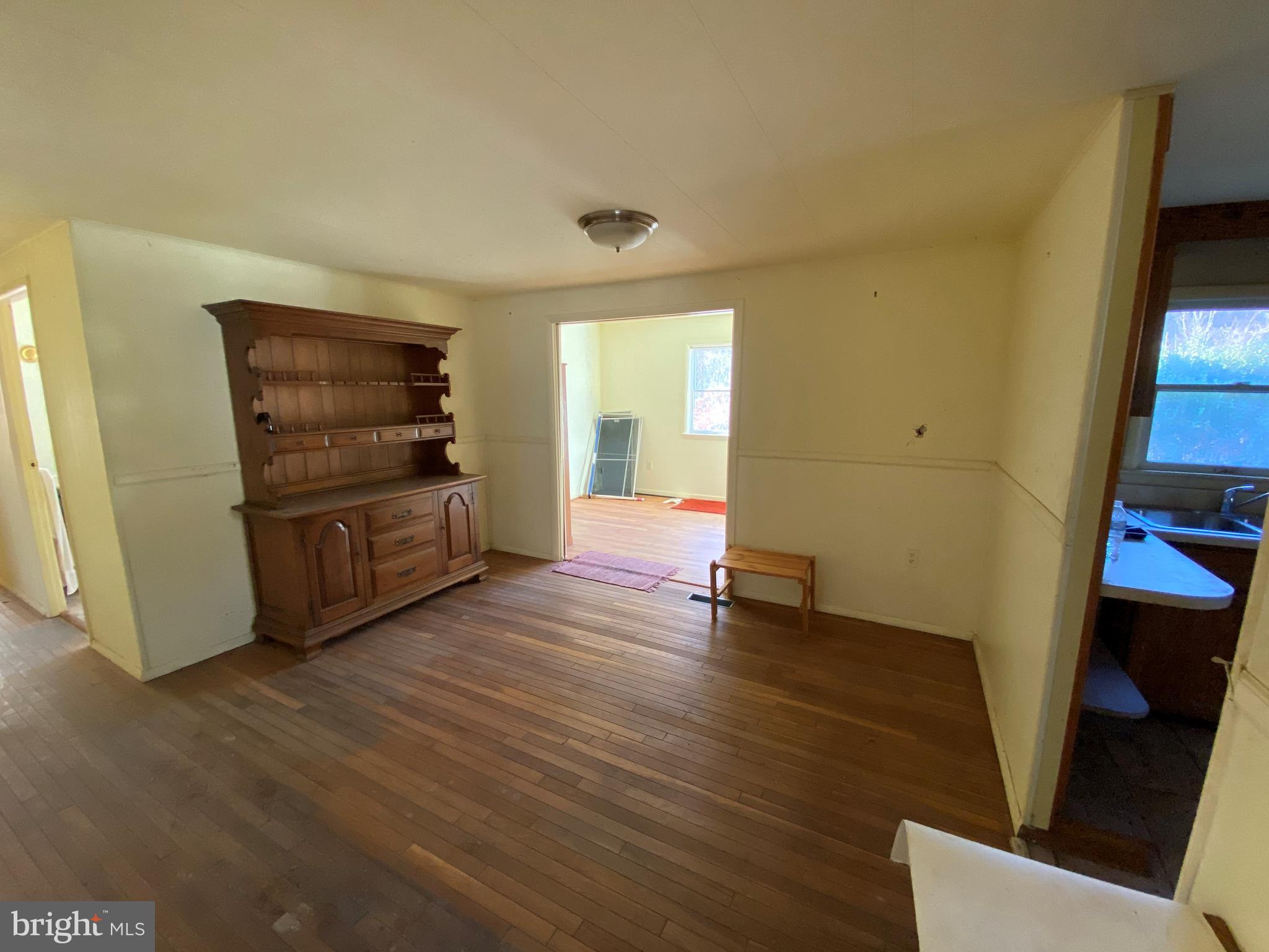 217 Edmore Road Chestertown, MD 21620 - Photo 11 of 30 Dining off kitchen/living & den