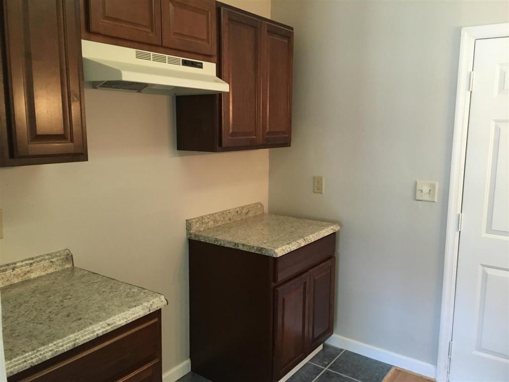 1071 Harbor View Road Charleston, SC 29412 - Photo 8 of 35 20160324163134974447000000-o