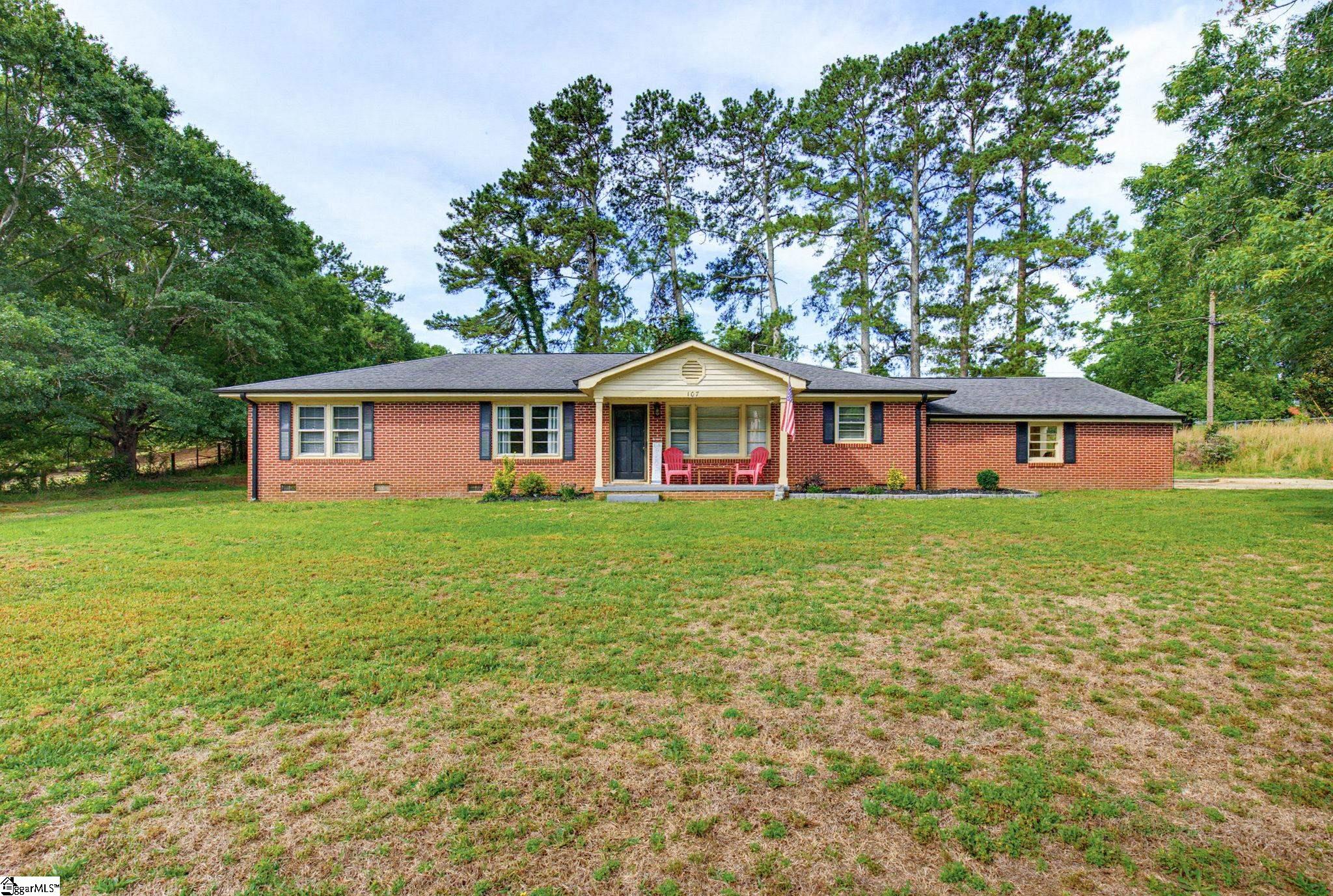 107 Wilson Road Anderson, SC 29625 - Photo 1 of 32